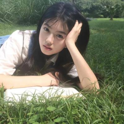 隔壁的吸血鬼美眉
